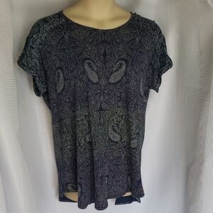 Lucky Brand. Paisley Women's Top; Short Rolled Sleeve; Split Back Hemline. SZ 2X